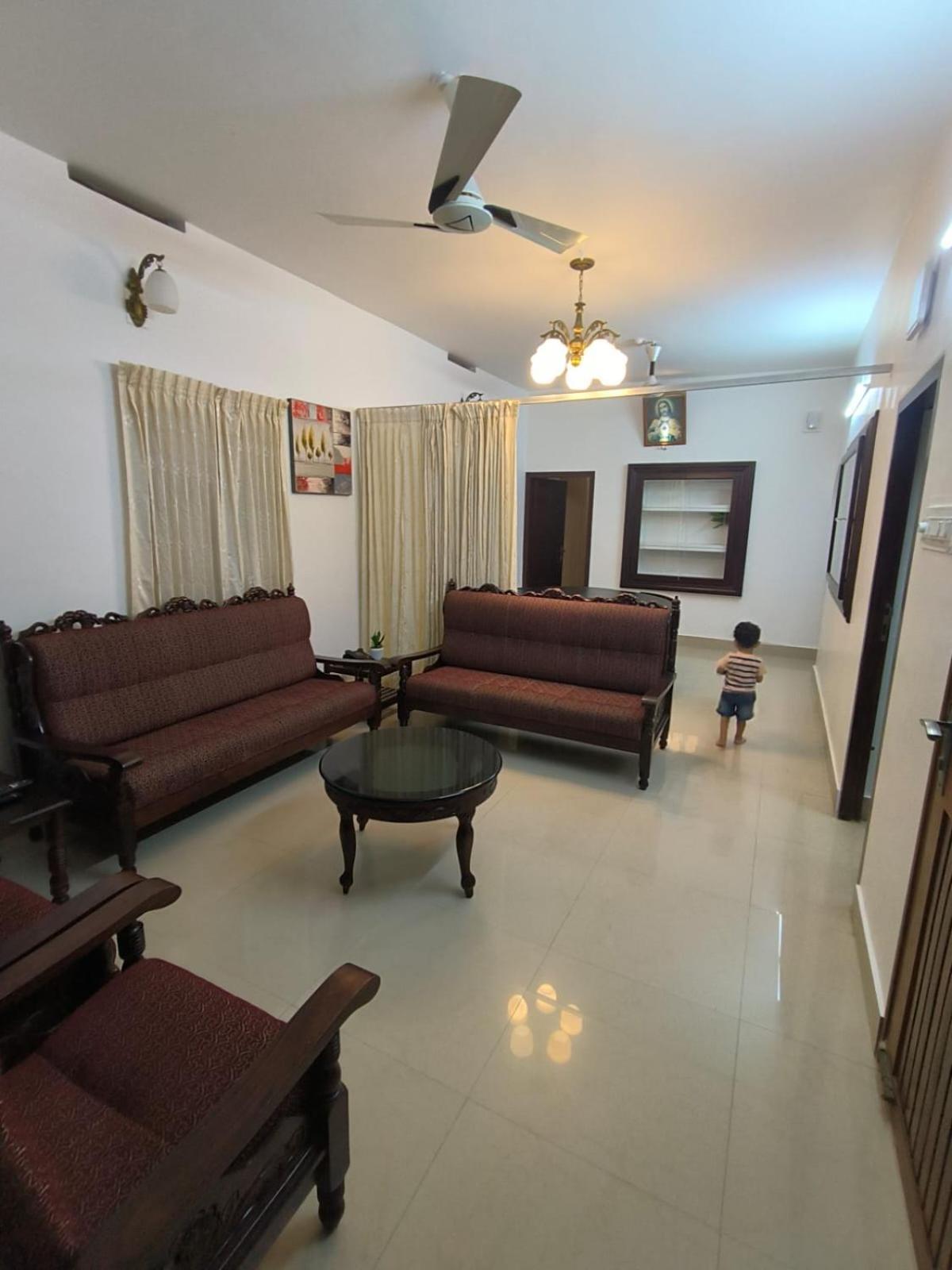 Vila White House Thrissur Exteriér fotografie