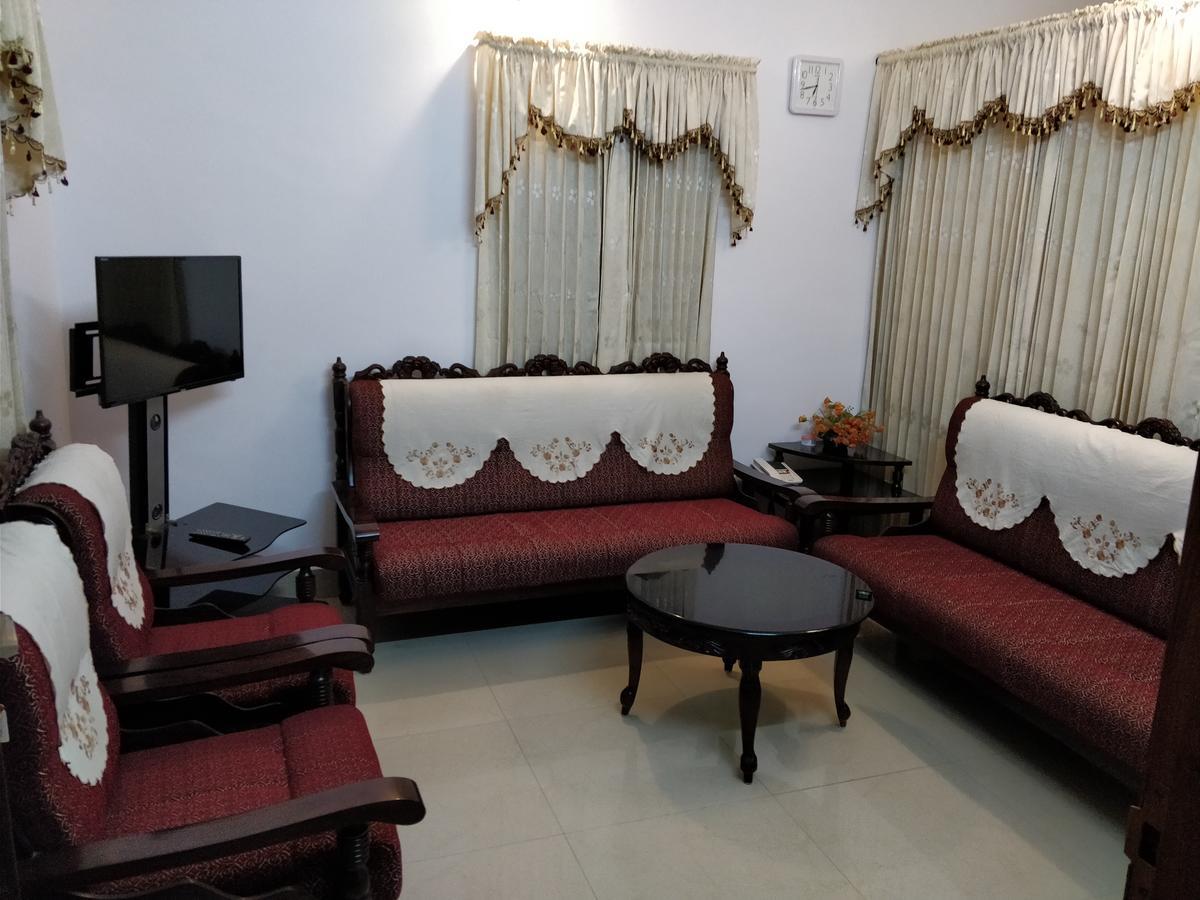 Vila White House Thrissur Exteriér fotografie